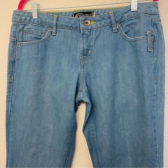 Volcom Colette Skinny denim Jeans mid rise 100% cotton medium wash Size 11 - Picture 4 of 12